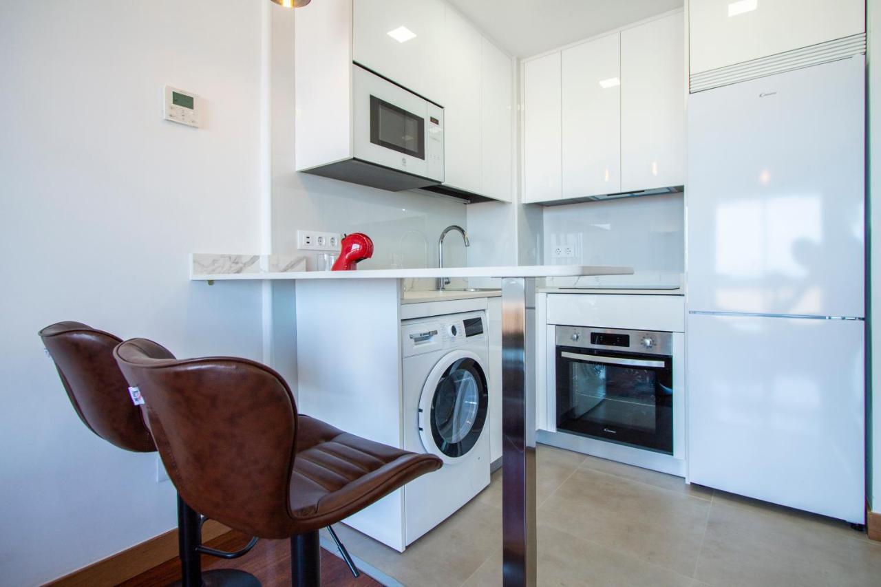 Apartamentos Castilla Luz Business Madrid Exterior photo